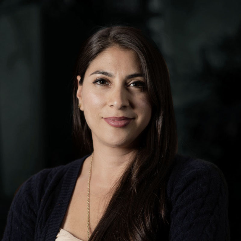 Vannya Olvera, terapeuta certificada en Thetahealing, Registros Akáshicos, Hipnosis y Access Bars